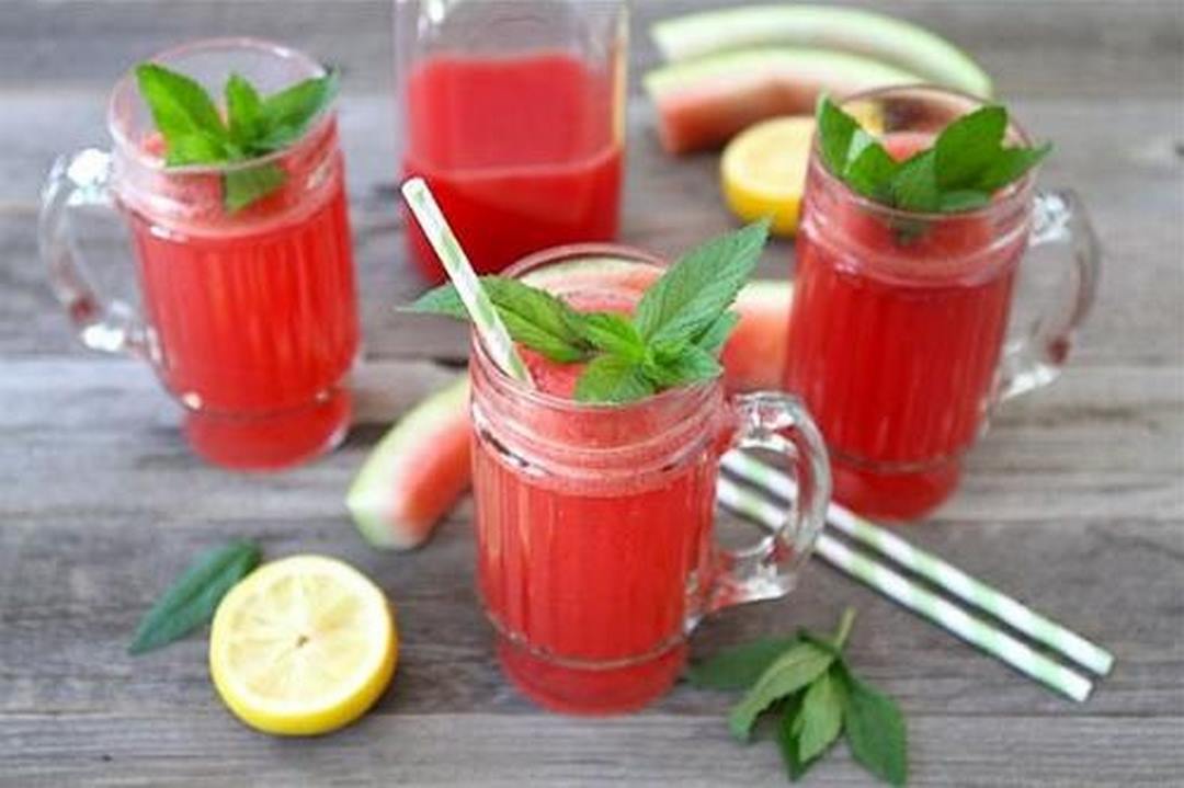 Cách chọn nước dưa hấu