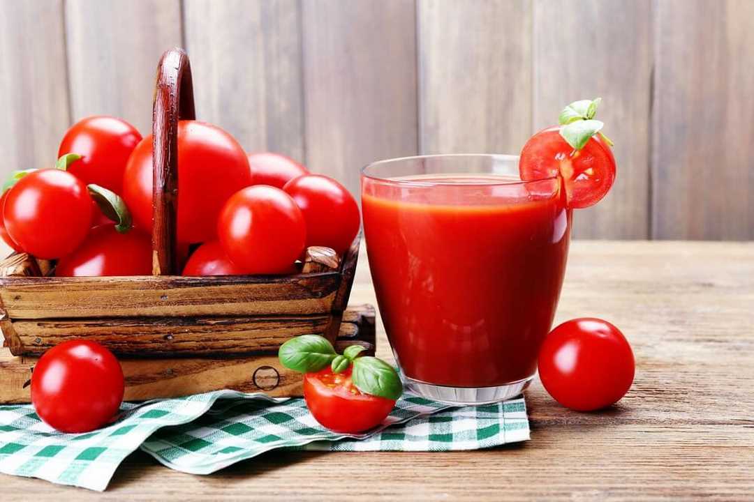 Nước ép từ cà chua là một nguồn cung cấp vitamin và khoáng chất dồi dào