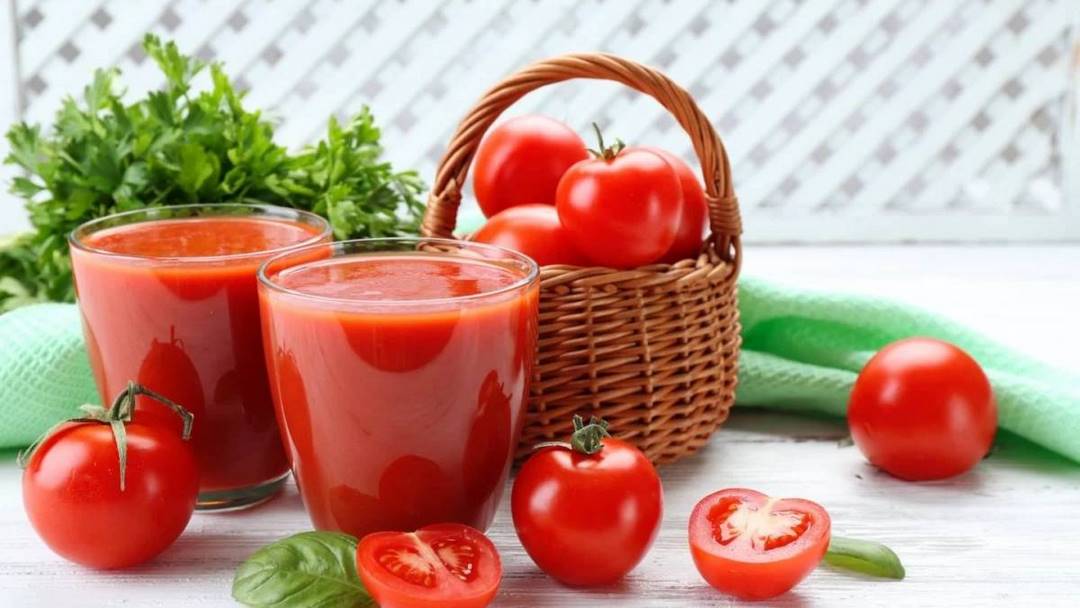 Những lưu ý khi uống nước ép cà chua