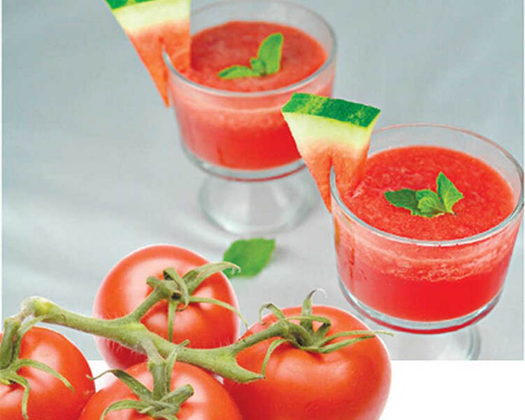 Nước ép cà chua mix với gì? Kết hợp dưa hấu